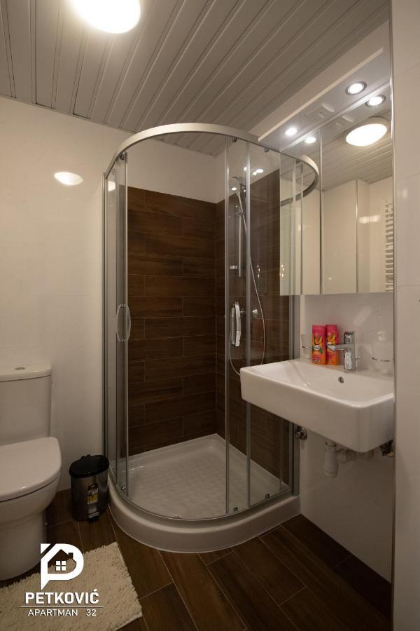 Petkovic Apartmani Studio32 ヤゴディナ エクステリア 写真